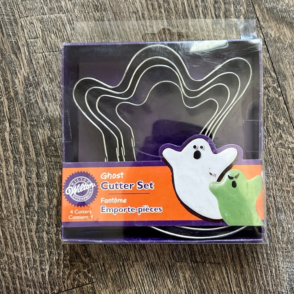 2002 Wilton Nesting Ghost Halloween Metal Cookie Cutter Set of 4 New in Box